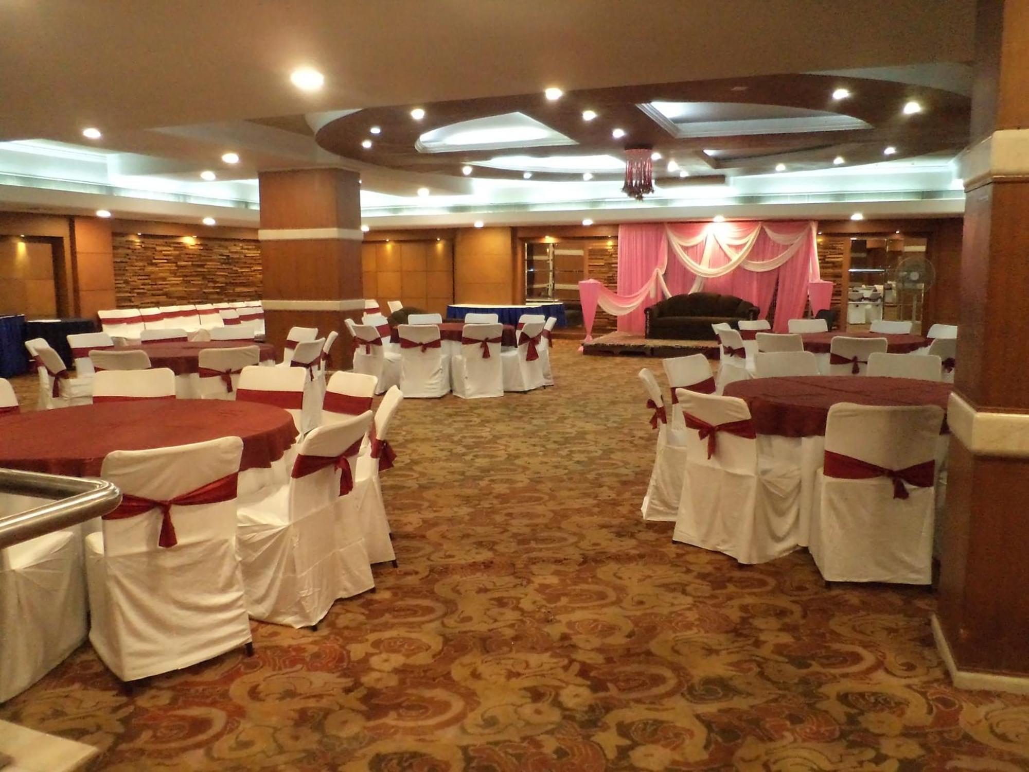 Inn Riviera Jammu Exterior foto